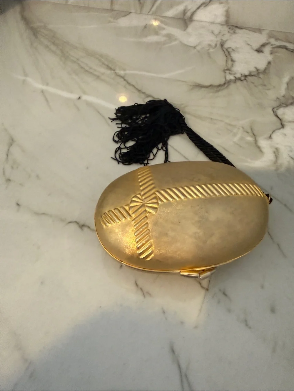 Vintage Gold Embossed Oval Clutch - Elegant Women's Evening Bag